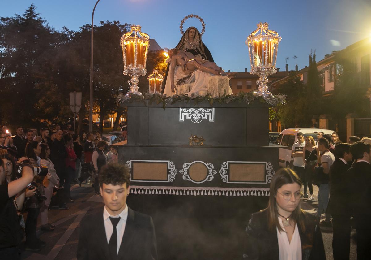 Imagen de la procesión del Traslado al Sepulcro
