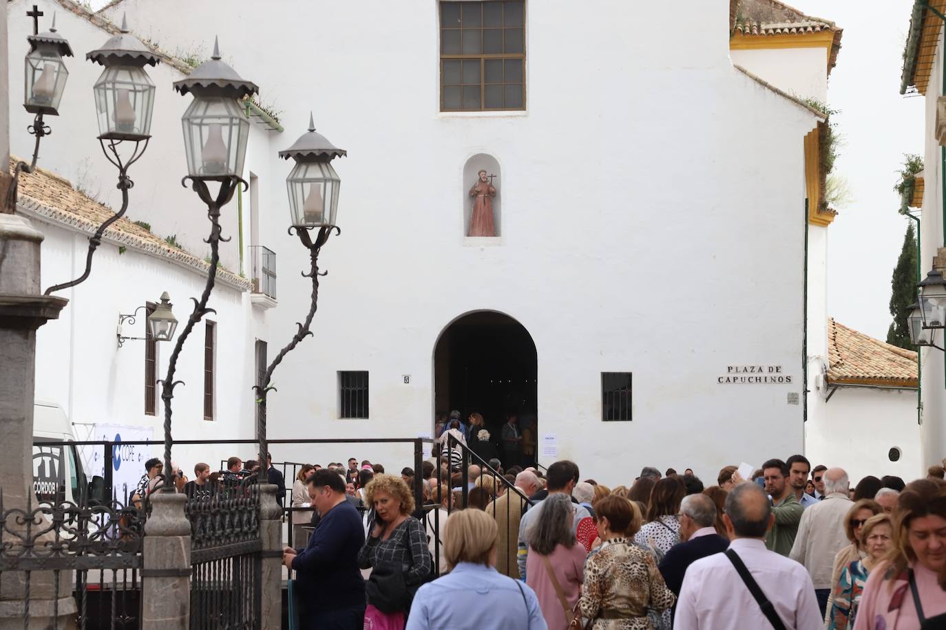 Fotos: el popular y fervoroso Viernes de Dolores en Córdoba