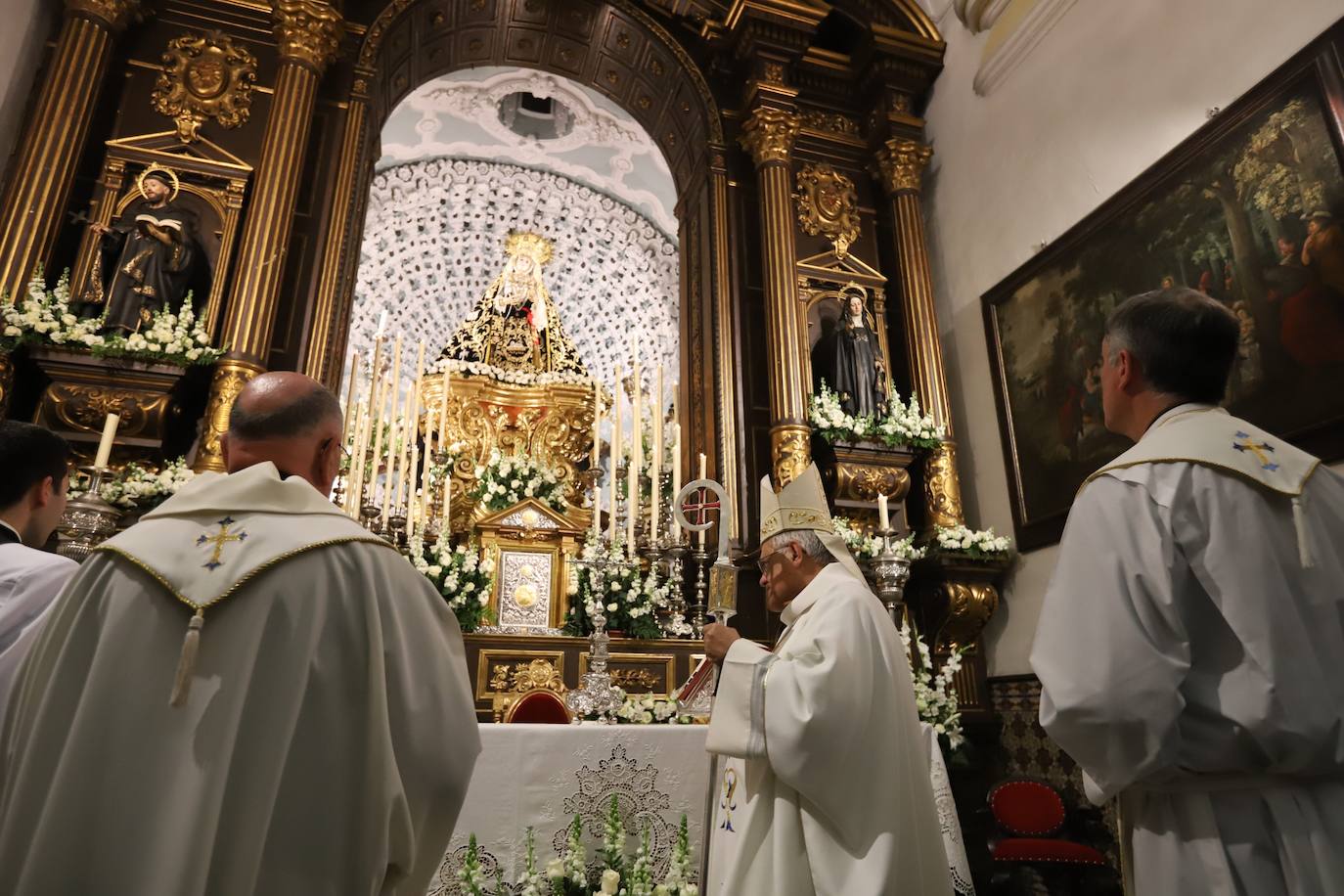 Fotos: el popular y fervoroso Viernes de Dolores en Córdoba