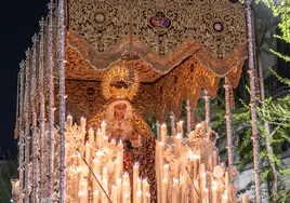 Itinerarios y horarios del Viernes Santo de la Semana Santa de Granada 2024