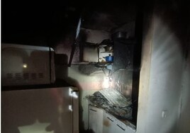 Dos intoxicados y 26 evacuados en un incendio declarado en una residencia de estudiantes en Valladolid