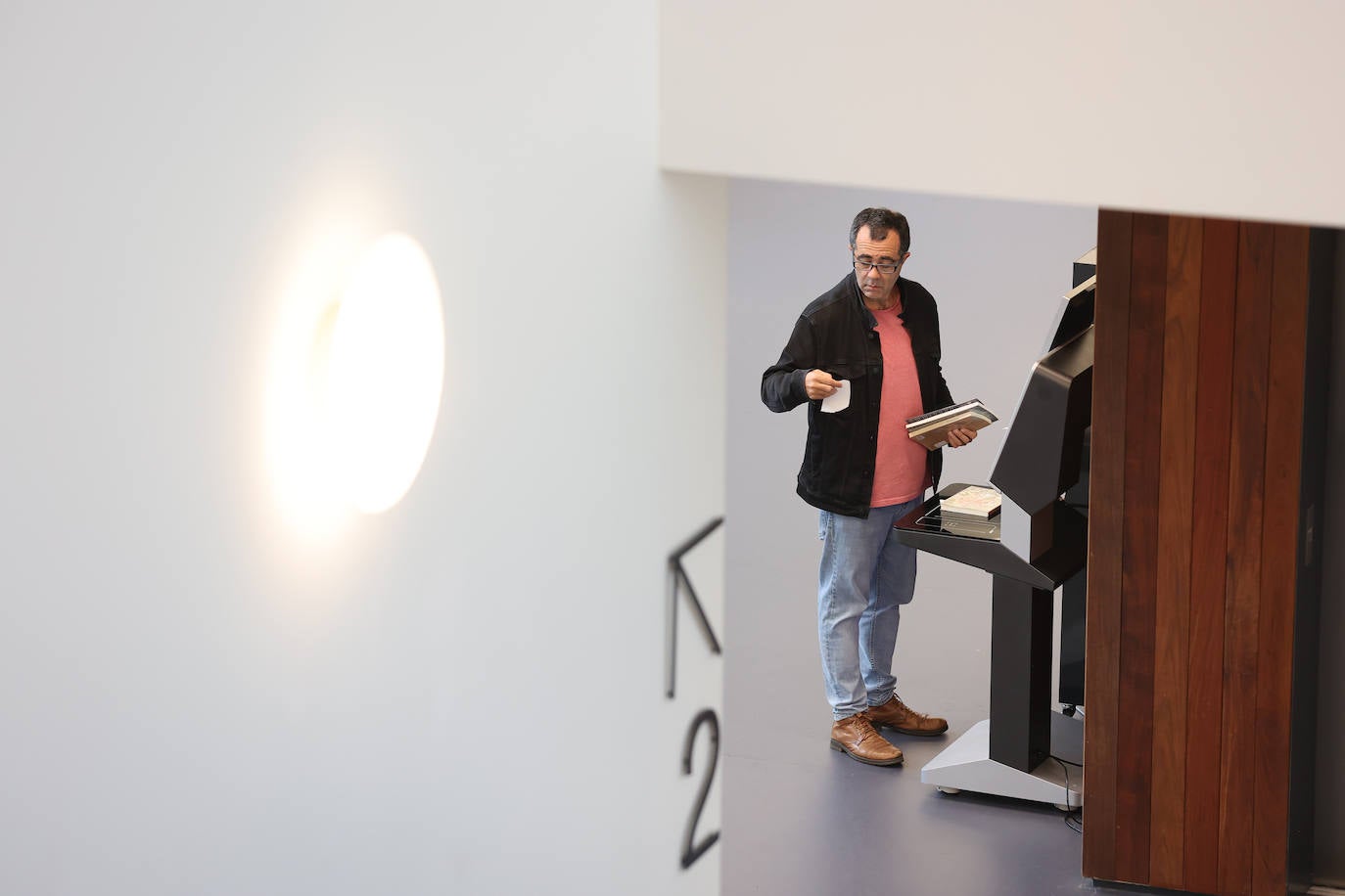 Fotos: Un paseo por la Biblioteca Grupo Cántico de Córdoba