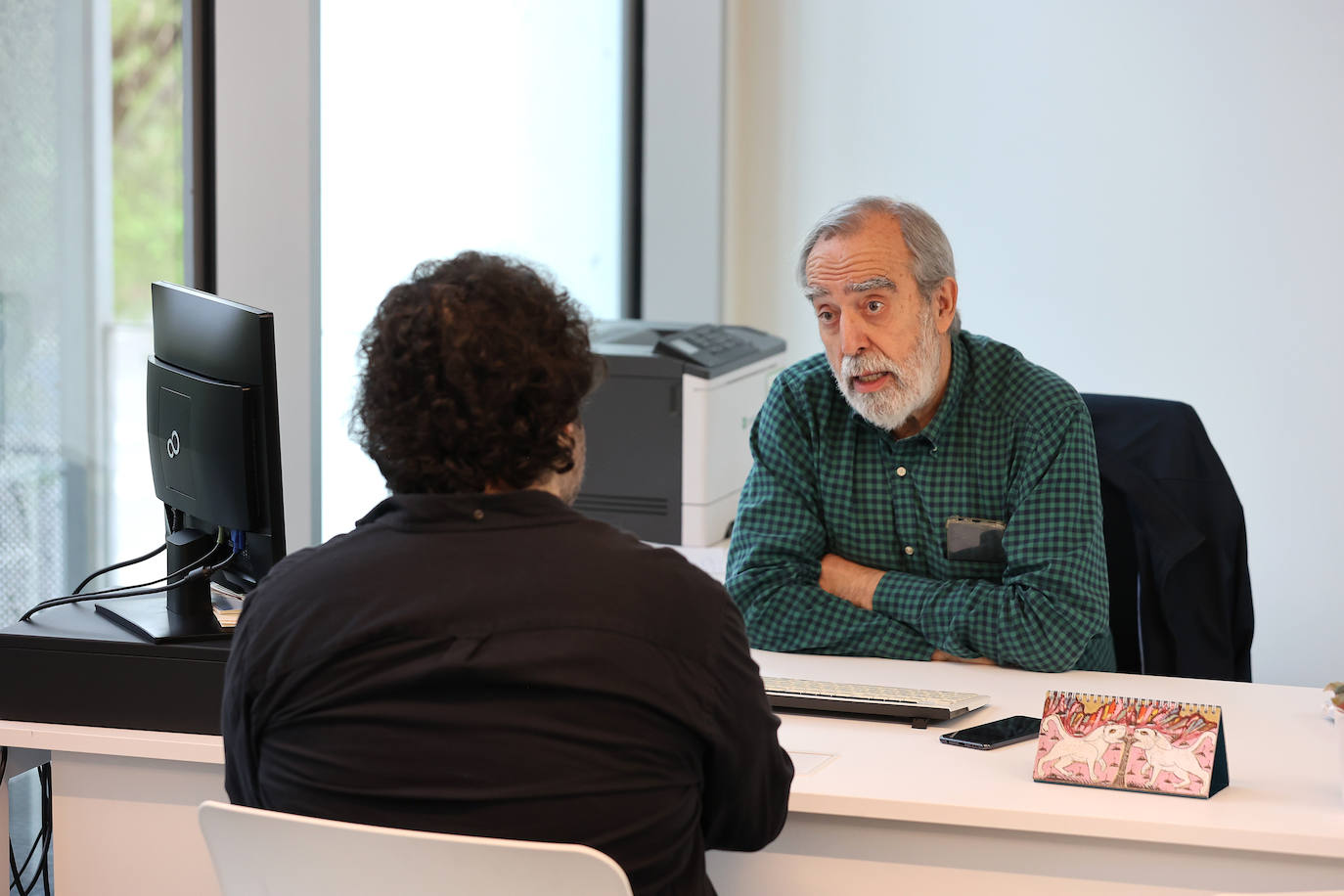 Fotos: Un paseo por la Biblioteca Grupo Cántico de Córdoba