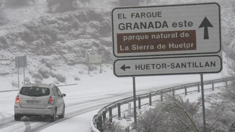 La Aemet decreta alerta naranja por nieve en las comarcas granadinas de Guadix y Baza