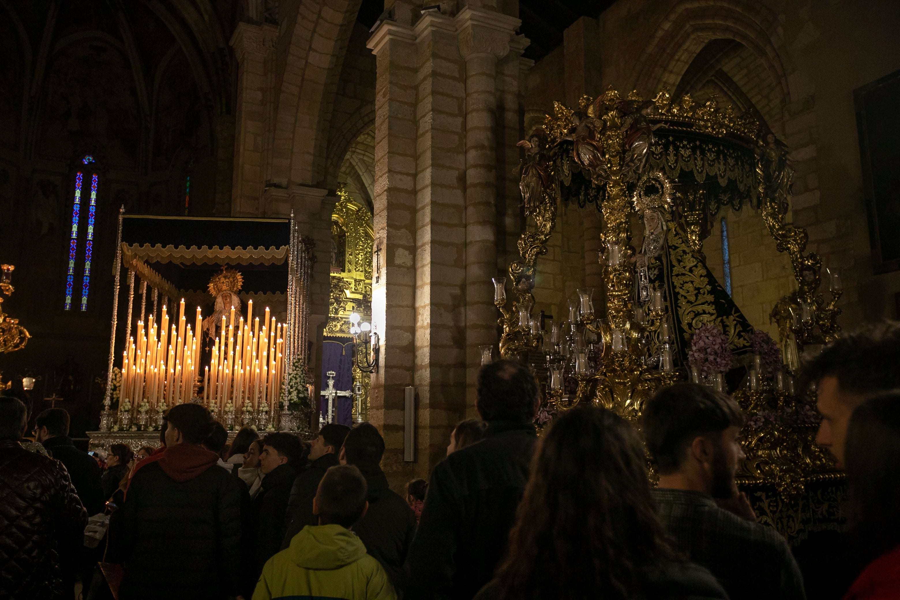 Las imágenes del a hermandad del Calvario del a Semana Santa de Córdoba 2024