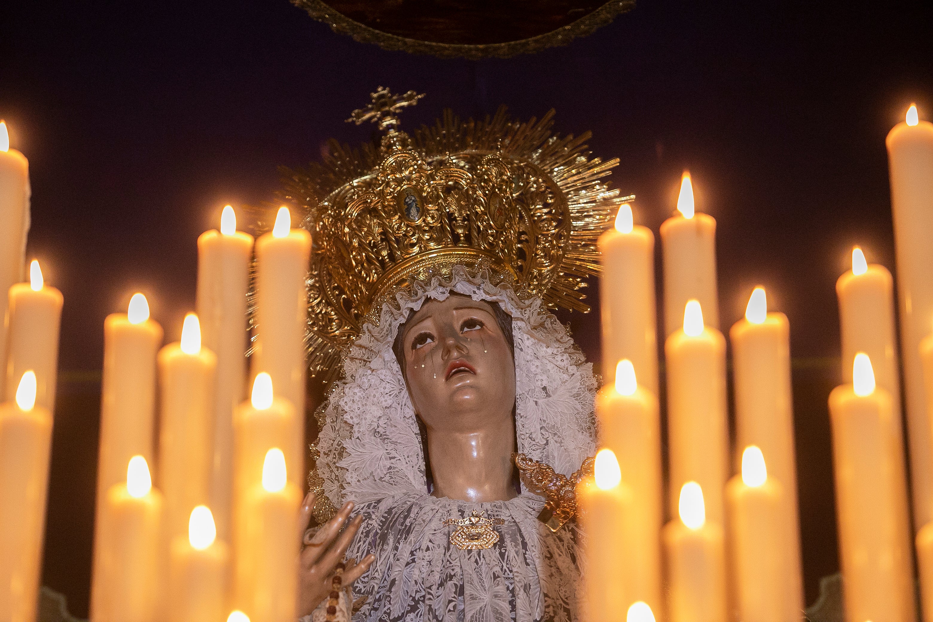 Las imágenes del a hermandad del Calvario del a Semana Santa de Córdoba 2024