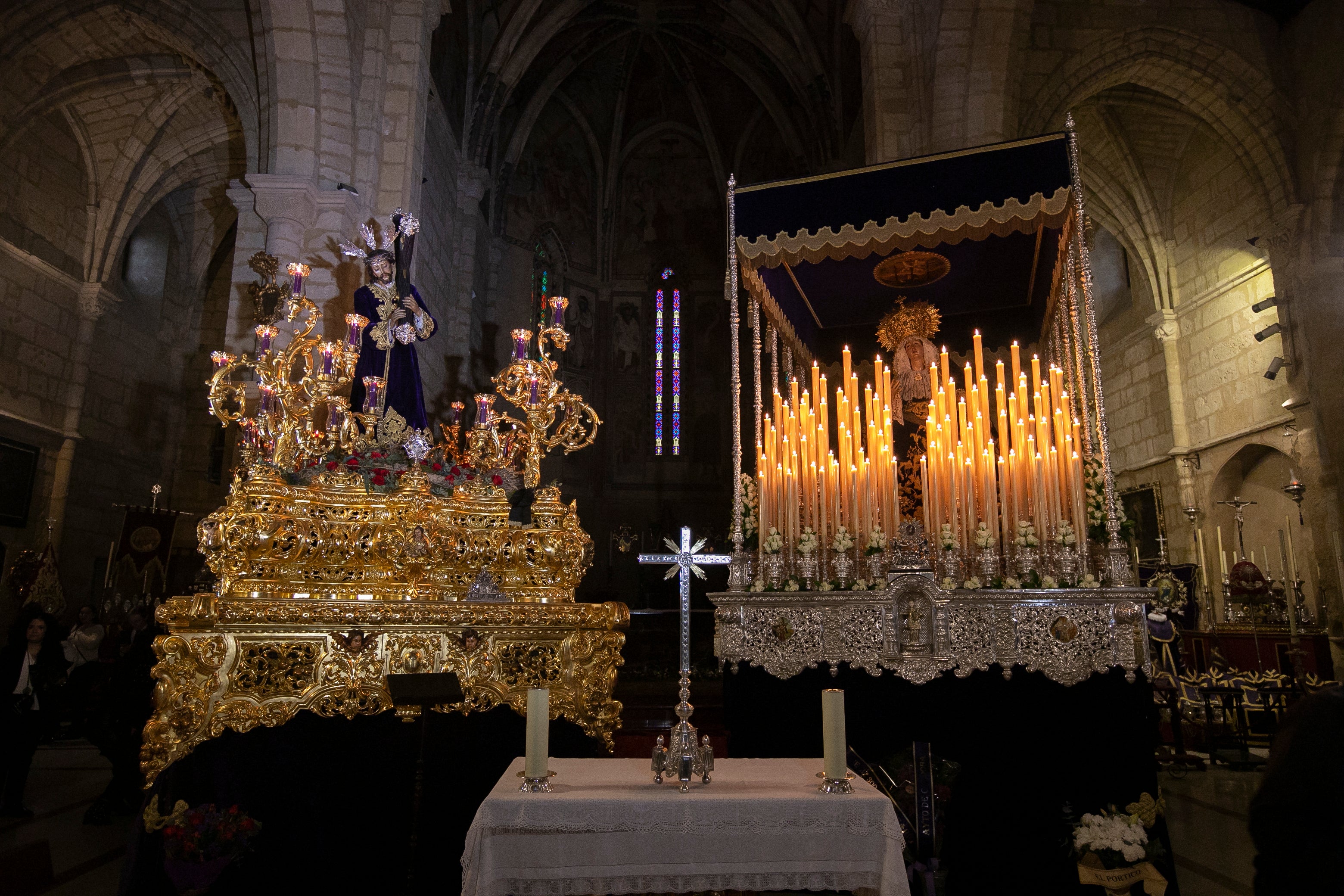 Las imágenes del a hermandad del Calvario del a Semana Santa de Córdoba 2024