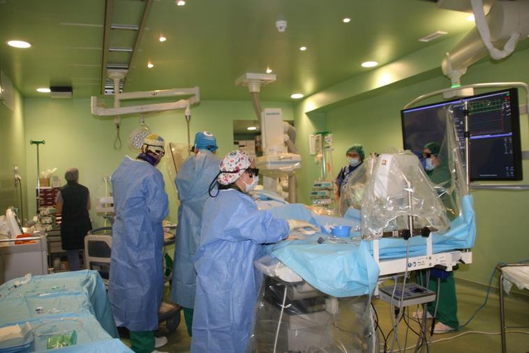 Primeros procesos de denerevación renal para reducir la tensión arterial en el hospital de Cuenca