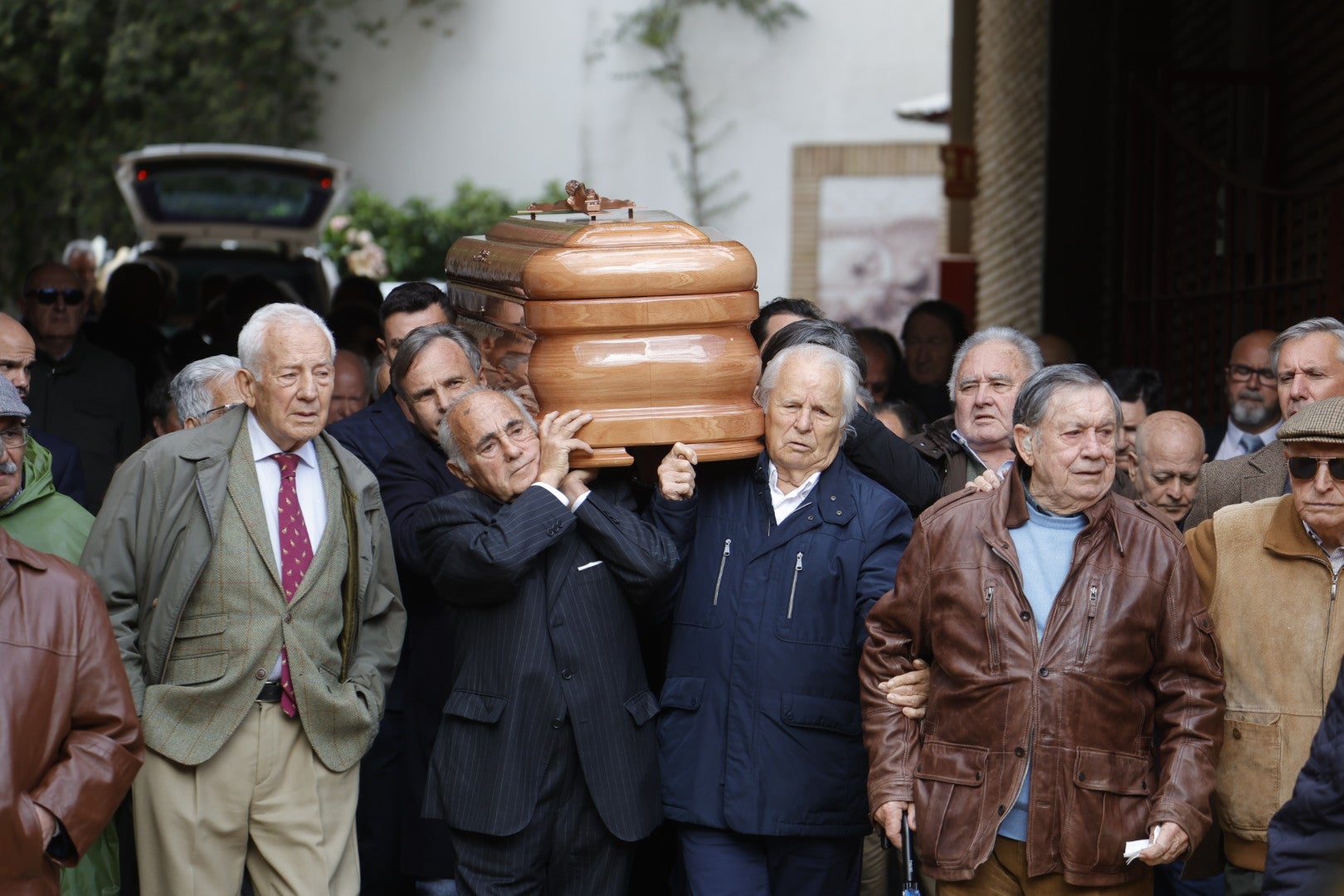 Las imágenes del último adiós taurino a Gabriel de la Haba &#039;Zurito&#039; en Los Califas