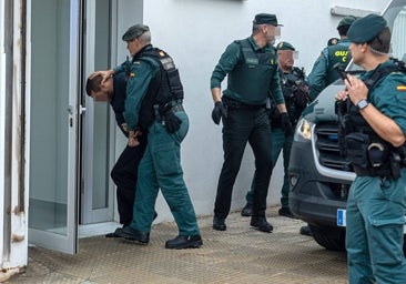 «¡Quillo saca el arma, vienen a por nosotros!» Los guardias civiles de Barbate grabaron cómo les arrollaron los narcos
