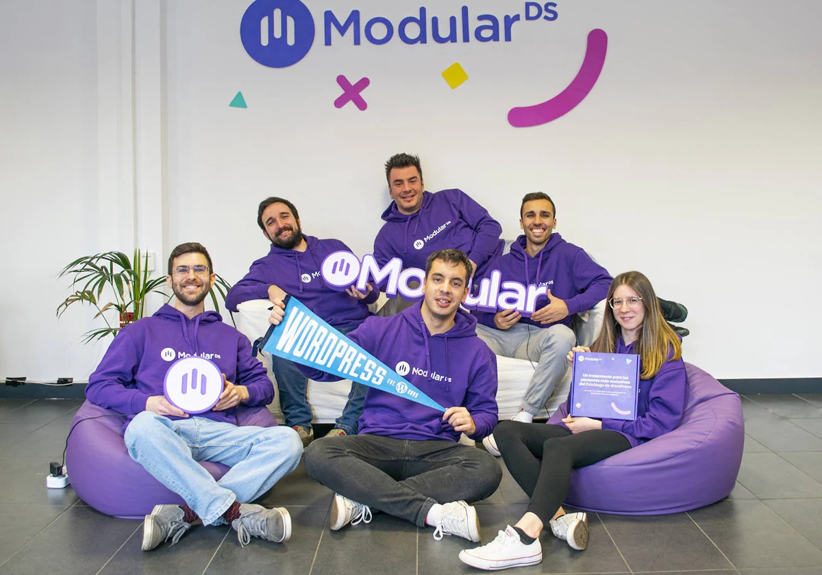 Equipo de la startup leonesa Modular DS, fundada por dos jóvenes