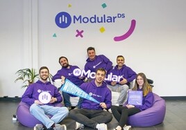 Equipo de la startup leonesa Modular DS, fundada por dos jóvenes