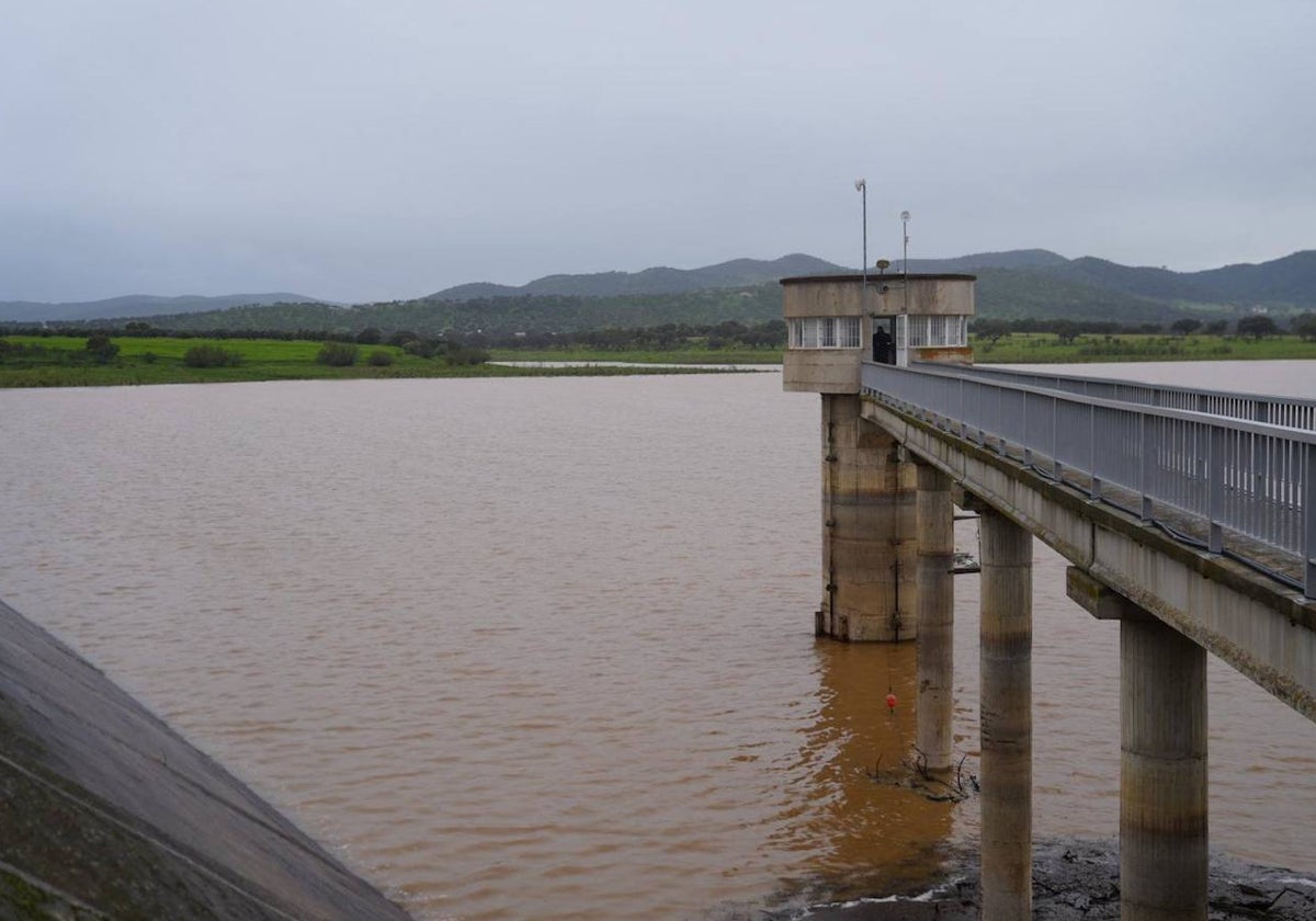 Embalse de Sierra Boyera, tras las lluvias de la borrasca Nelson