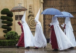 Seis de cada diez procesiones de las capitales andaluzas fueron suspendidas por la lluvia esta Semana Santa