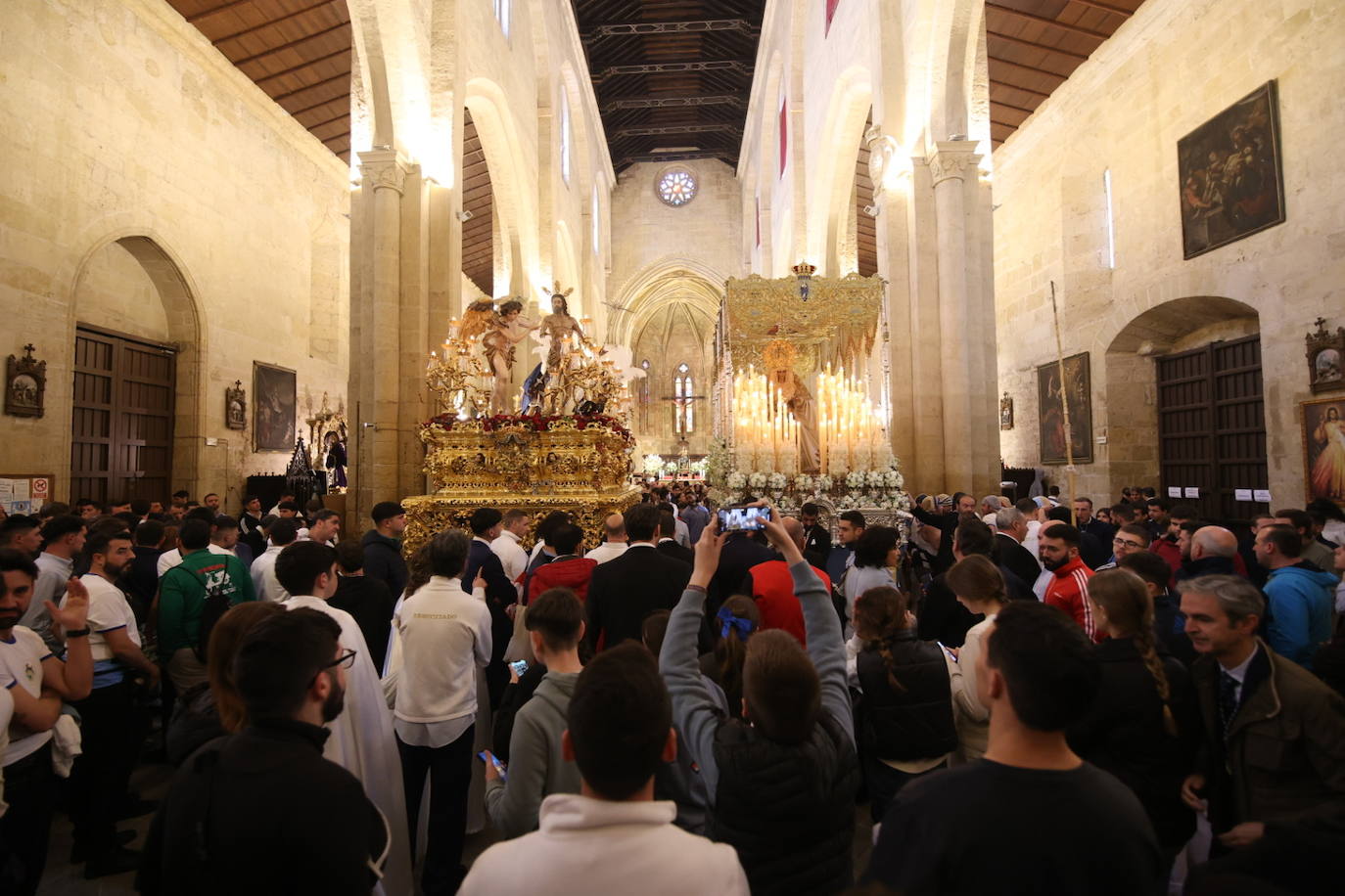 Las imágenes de la hermandad del Resucitado en la Semana Santa de Córdoba 2024