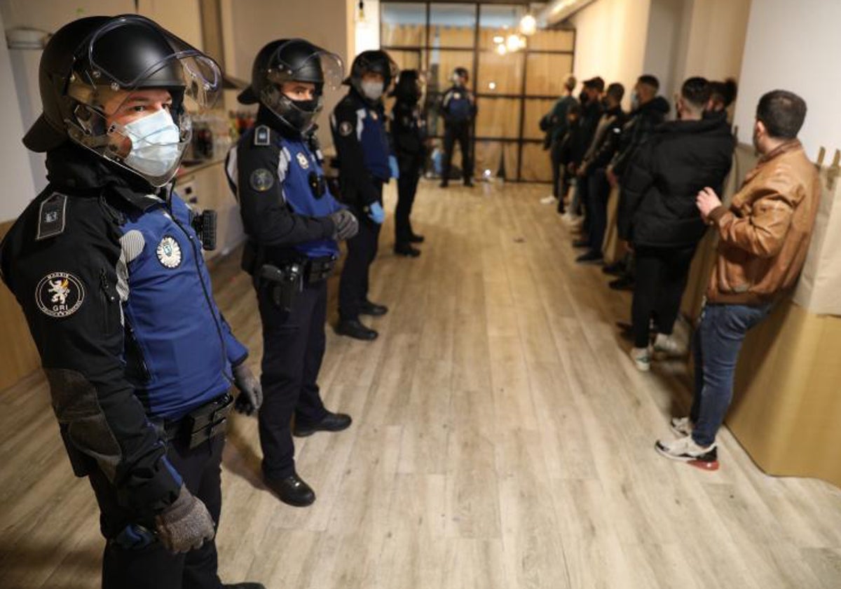 Redada policial en una sauna madrileña