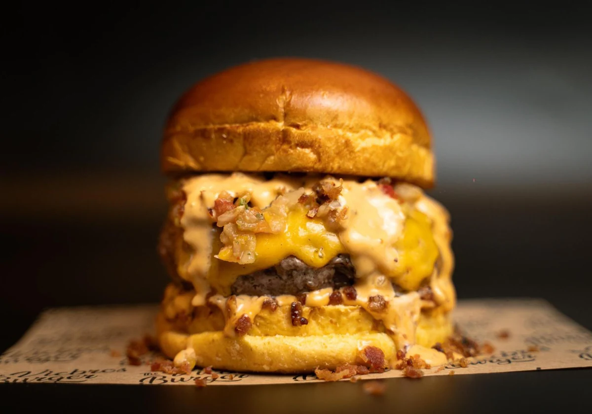 Imagen de 'Indomable', la burger de The Vicbros Burger en Alicante