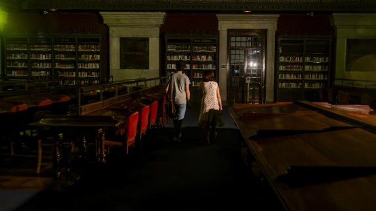 La Noche de los Libros en Madrid: más de 530 actividades y 300 escritores para celebrar la velada más literaria