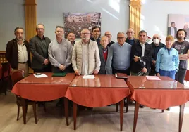 Asociaciones inician una recogida de firmas para pedir el hospital de Lucena