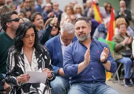 Abascal equipara a PNV y Bildu y les promete «cárcel e ilegalización»