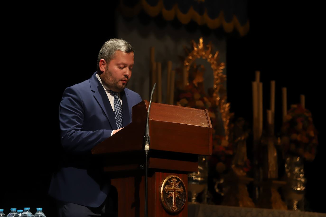 Las imágenes del pregón de las glorias de Córdoba por fray Manuel García y el cartel de David Payán