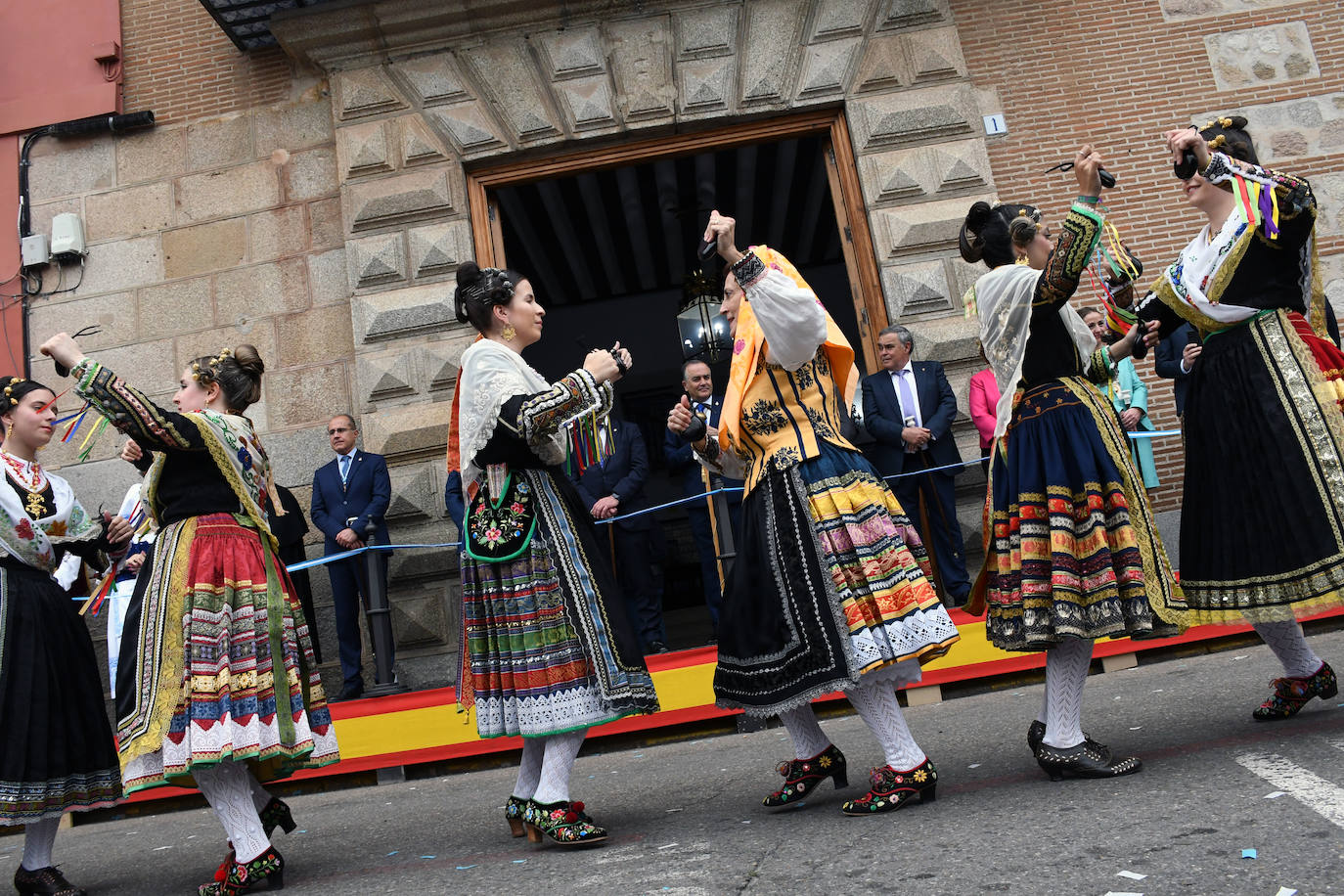 Talavera y su comarca se vuelcan con la fiesta de Las Mondas