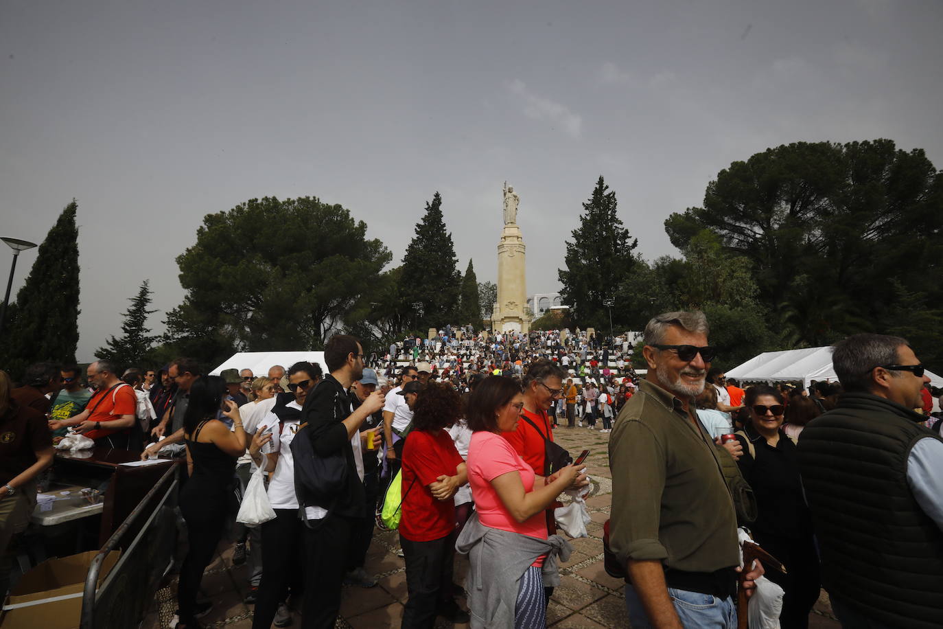 Fotos: las populares y concurridas habas de las Ermitas de Córdoba