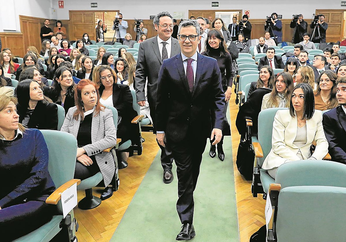 El fiscal general del Estado, Álvaro García Ortiz, y el ministro de Justicia, Félix Bolaños