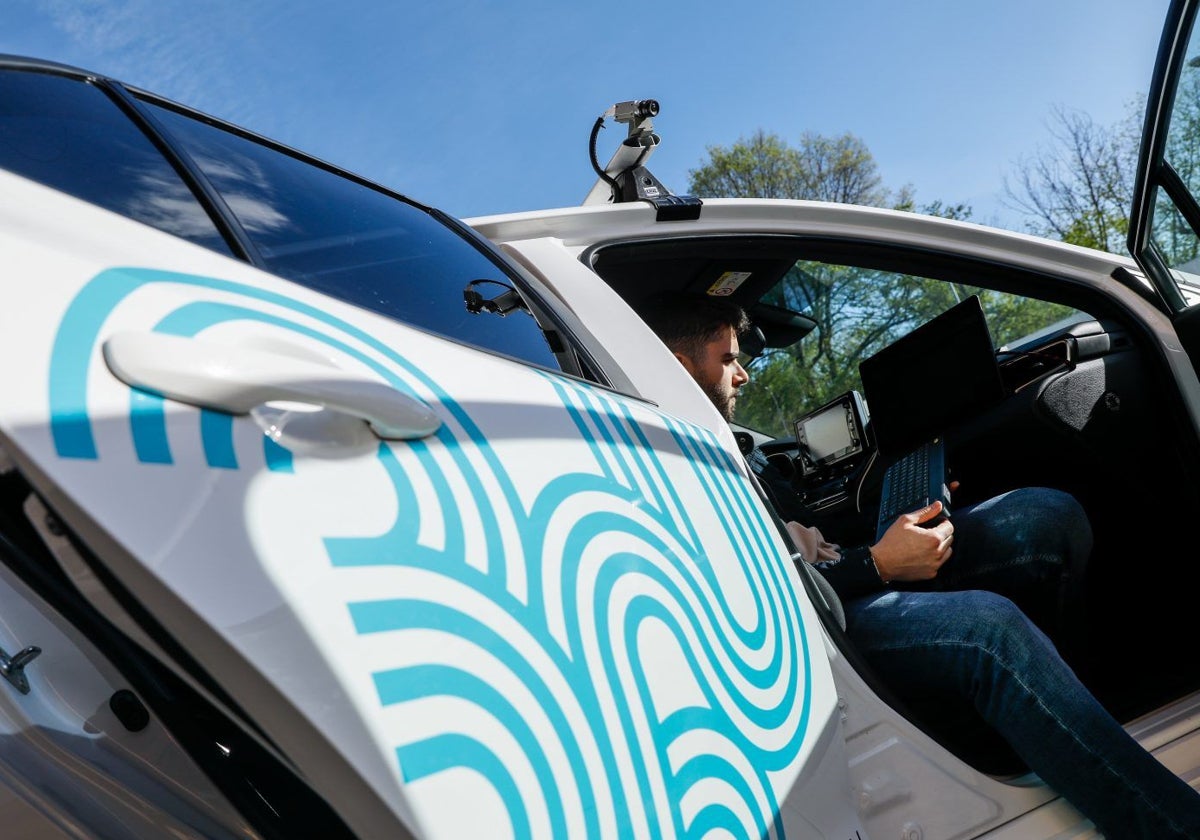 La cámara sobre uno de los coches que analizará un distrito del sur de Madrid