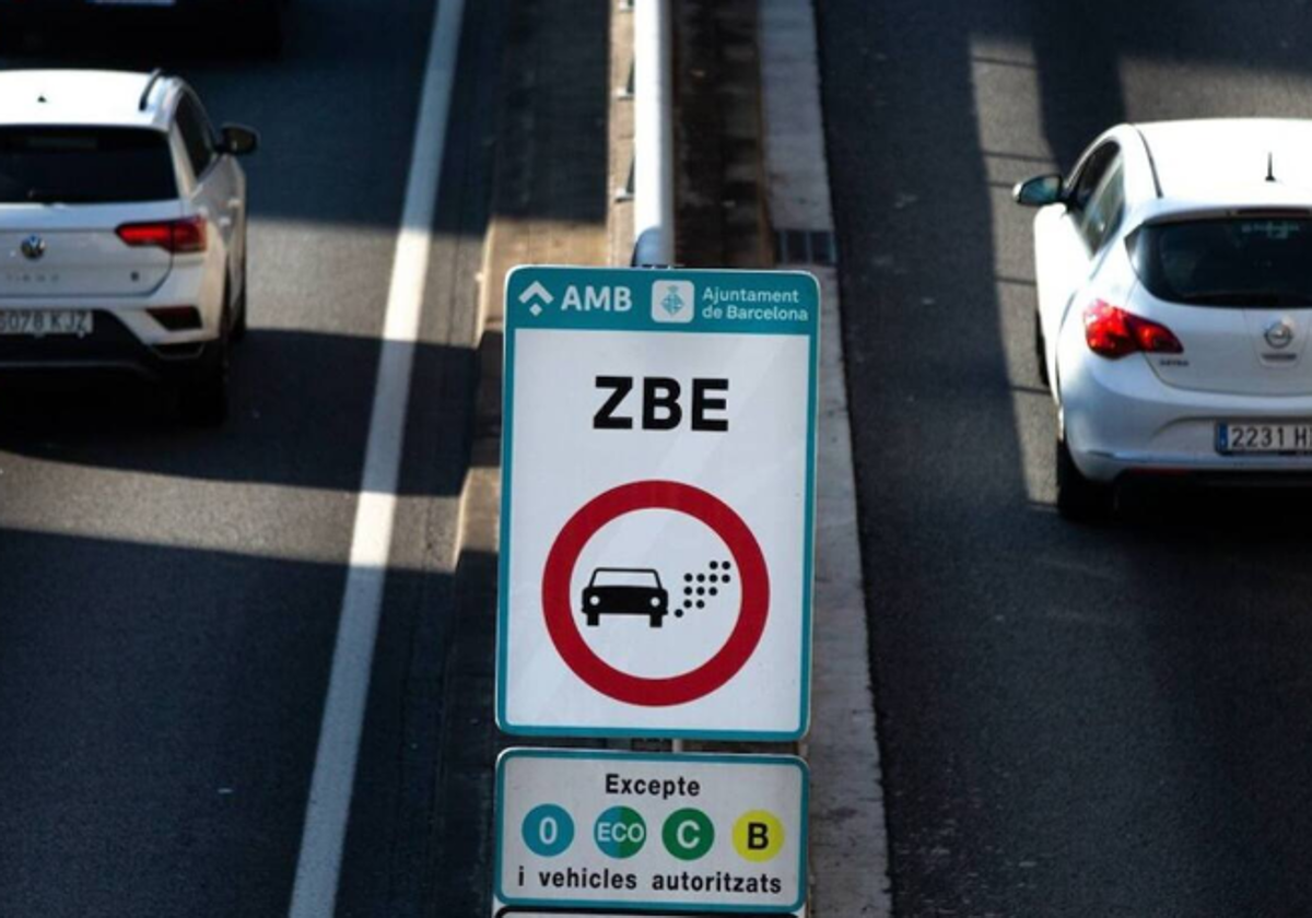 Barcelona anulará 140.000 multas por la sentencia contra la Zona de Bajas Emisiones