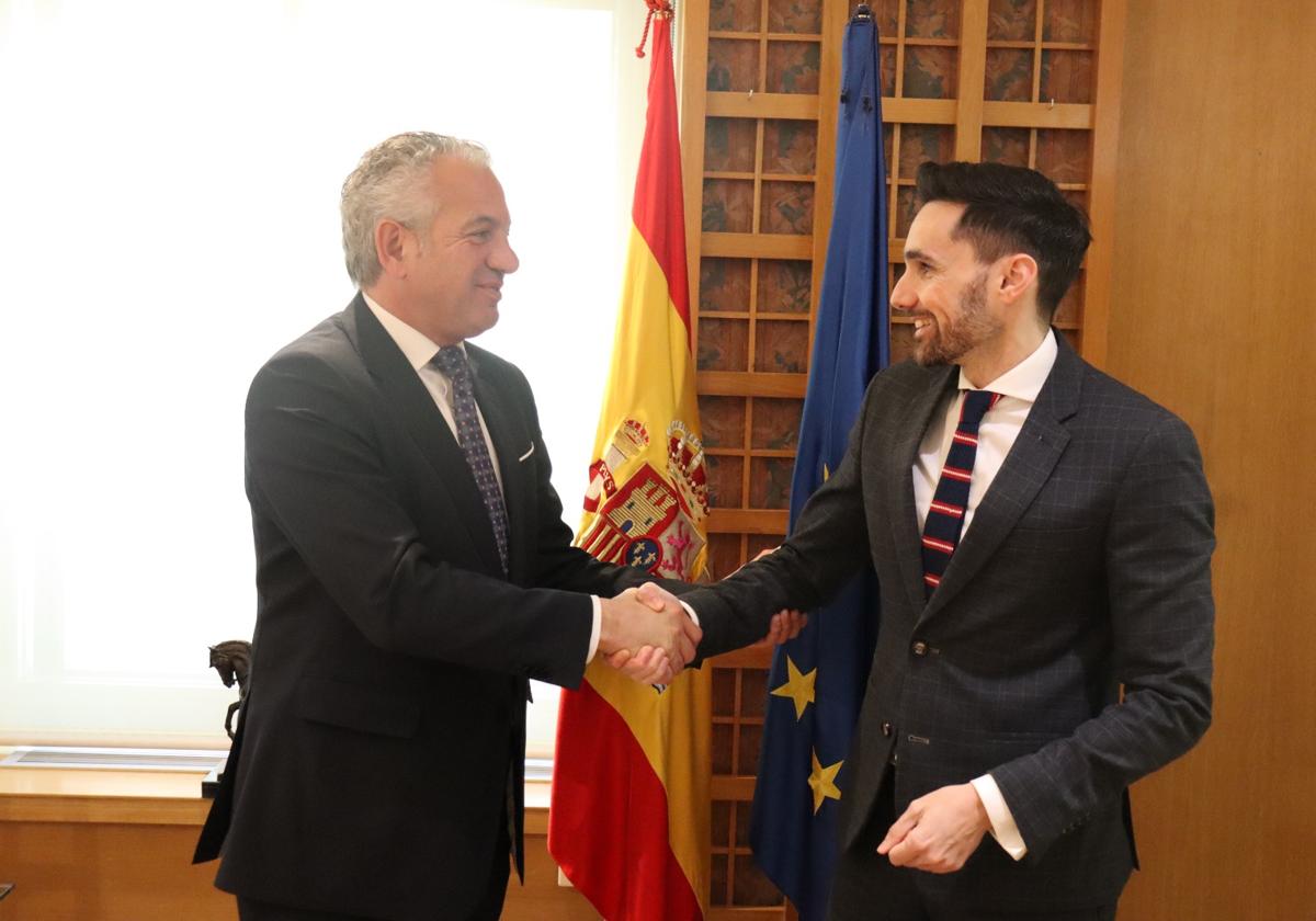 Sen y Pérez, ayer durante su encuentro de trabajo