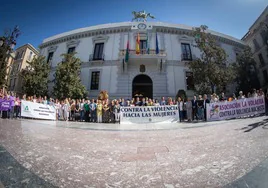 Granada lidera en Andalucía el número de municipios en el sistema VioGén: ¿qué es y cómo funciona?