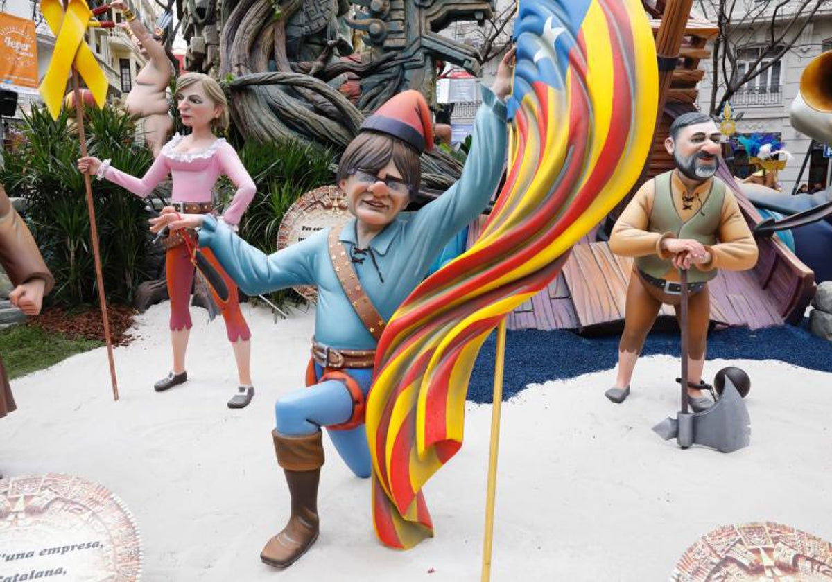Imagen de archivo de un ninot de Fallas que satiriza a Carles Puigdemont