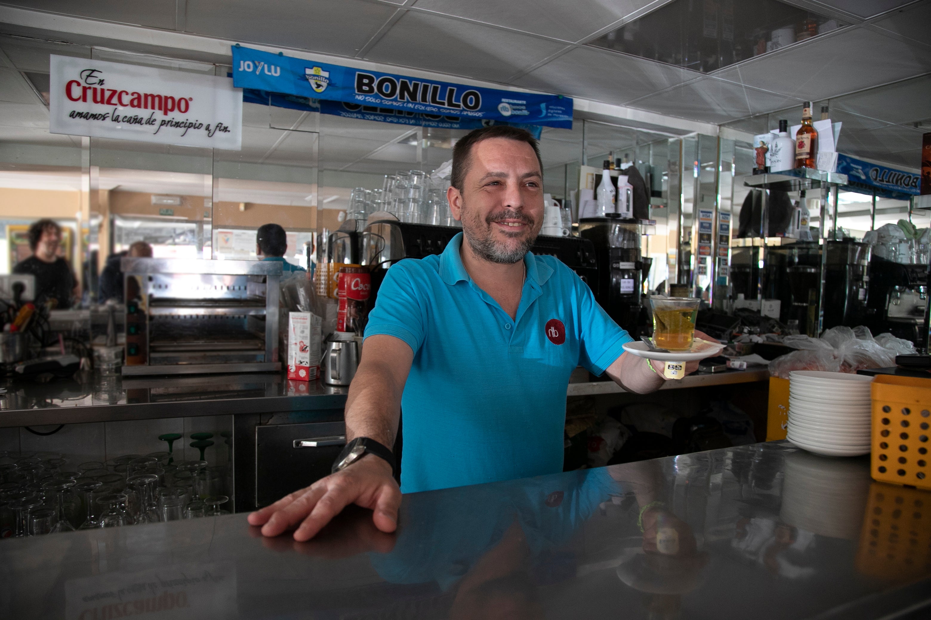 Fotos: un barrio de Córdoba sumido en la quietud por dos crímenes en una semana