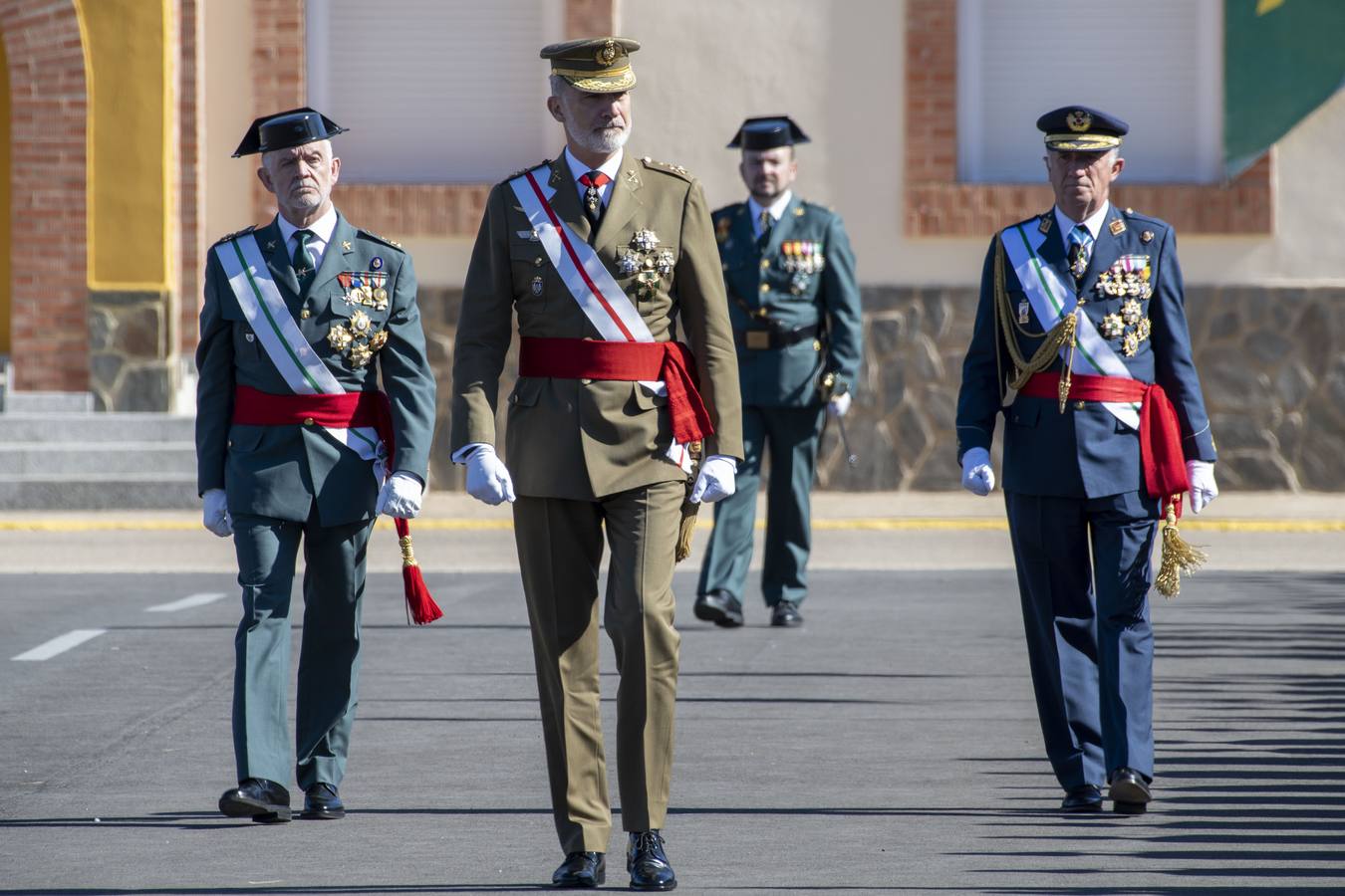 Un momento del acto de jura de bandera de la 129 promoción de la Academia de la Guardia Civil de Baeza 