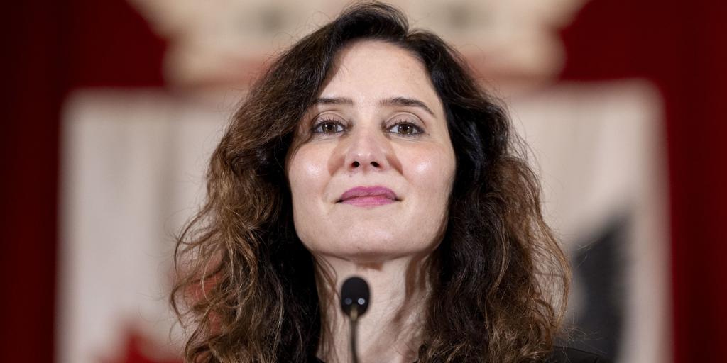 Ayuso condena el ataque a Israel y denuncia que las “políticas manipuladoras españolas” favorecen a Irán.