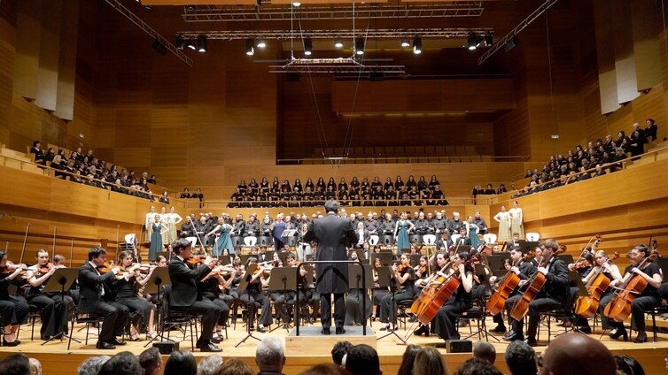 Más de 400 intérpretes protagonizan en Valladolid el estreno mundial de la Novena Sinfonía de Beethoven en castellano