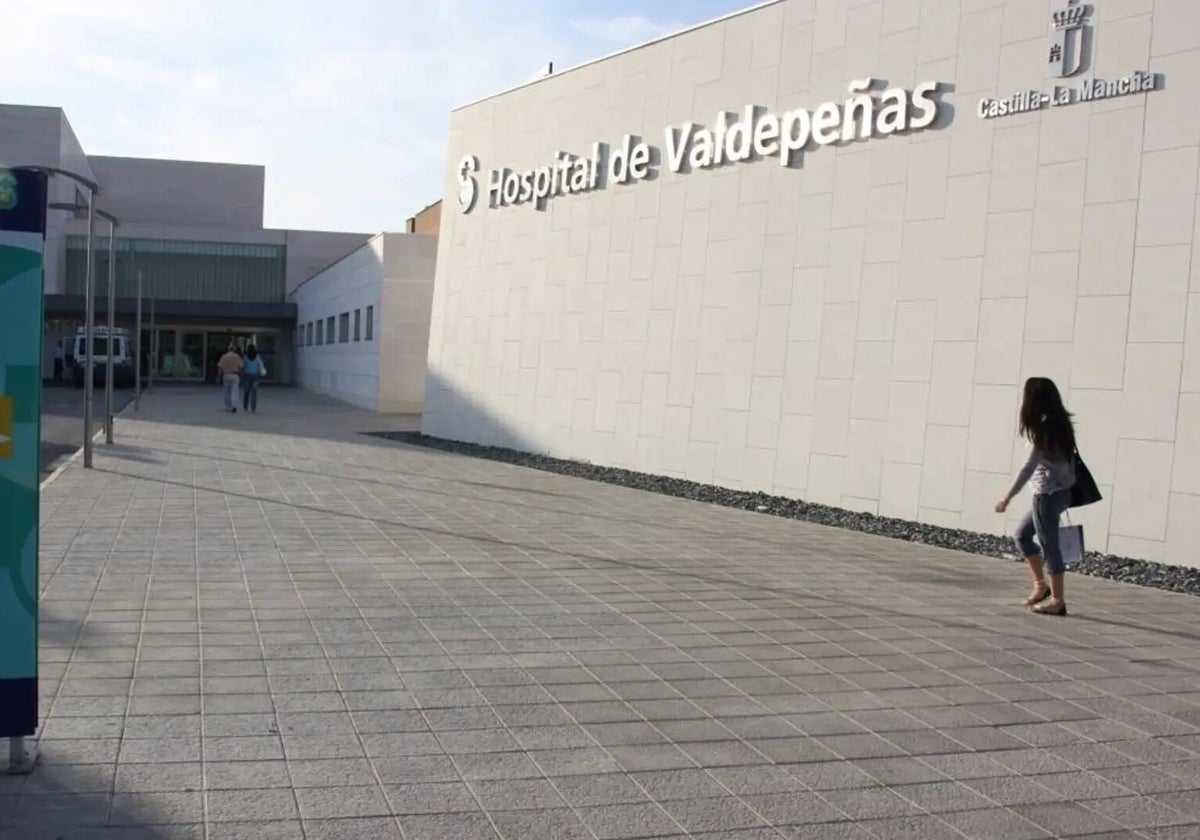 Herida una menor tras ser agredida con una botella rota en una pelea en  Valdepeñas