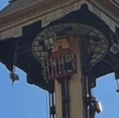 Una atracción de PortAventura deja de funcionar con los visitantes colgados a 100 metros