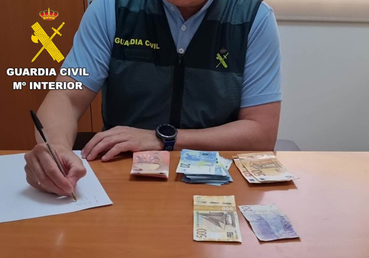 Dinero en efectivo intervenido del operativo policial