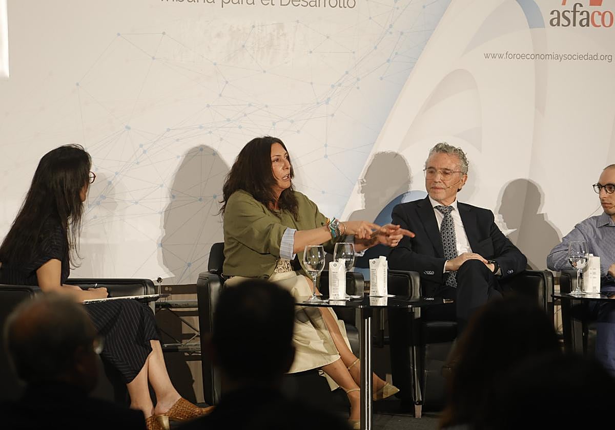 La consejera de Inclusión Social, este miércoles durante su intervención en el Foro Asfaco