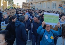 El Gobierno desahuciará a más regantes con cultivos expropiados para la desaladora de Torrevieja a cambio de salvar las casas