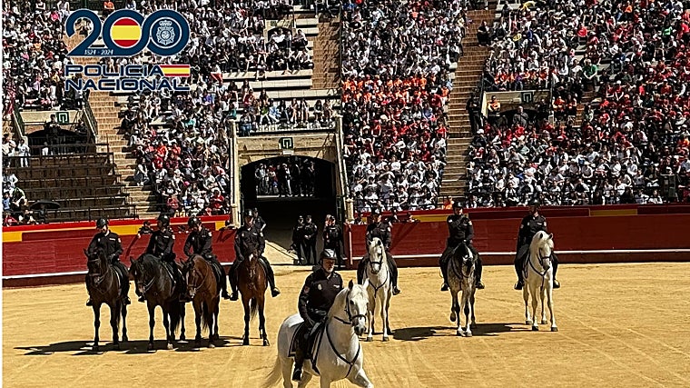 Imagen de la exhibición de la Policía Nacional en Valencia