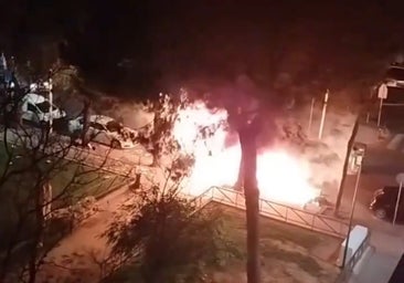 Noche de incendios con un contenedor y un coche quemados