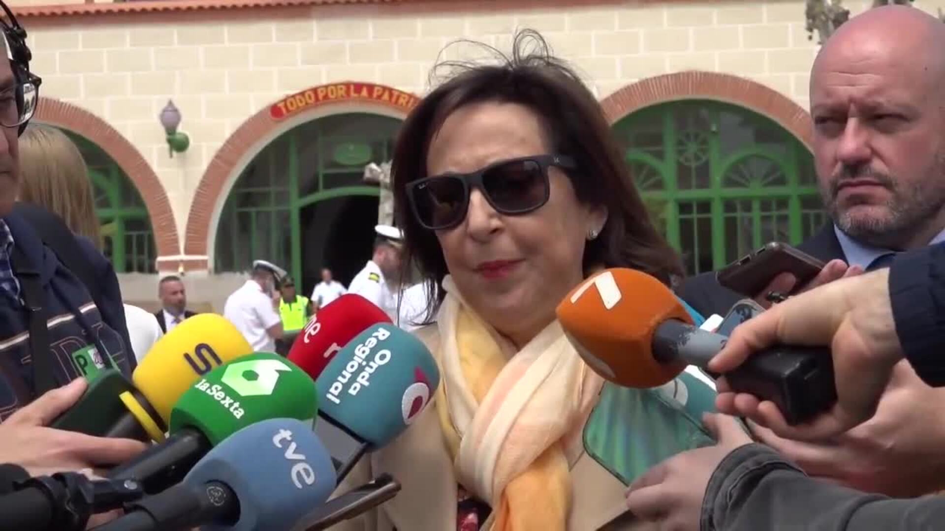 Robles pide un “esfuerzo especial” a Navantia ante los retrasos del nuevo submarino S-82