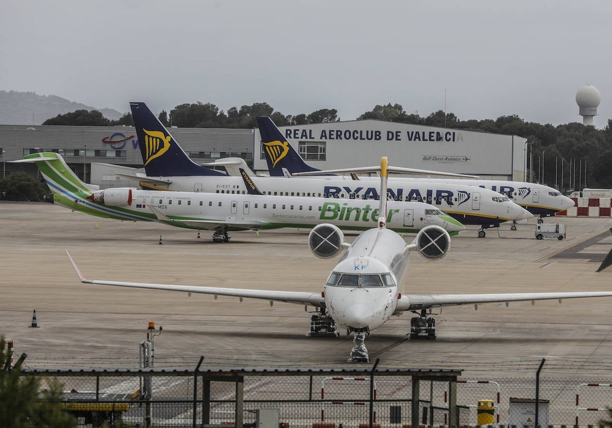 Imagen de archivo del aeropuerto de Manises (Valencia)