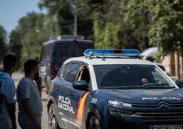 Ajuste de cuentas en la Costa da Morte: Se hacen pasar por policías para dar una paliza a un hombre