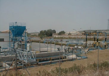 Los regantes de Lucena, a la espera de que la Confederación autorice el uso de agua regenerada