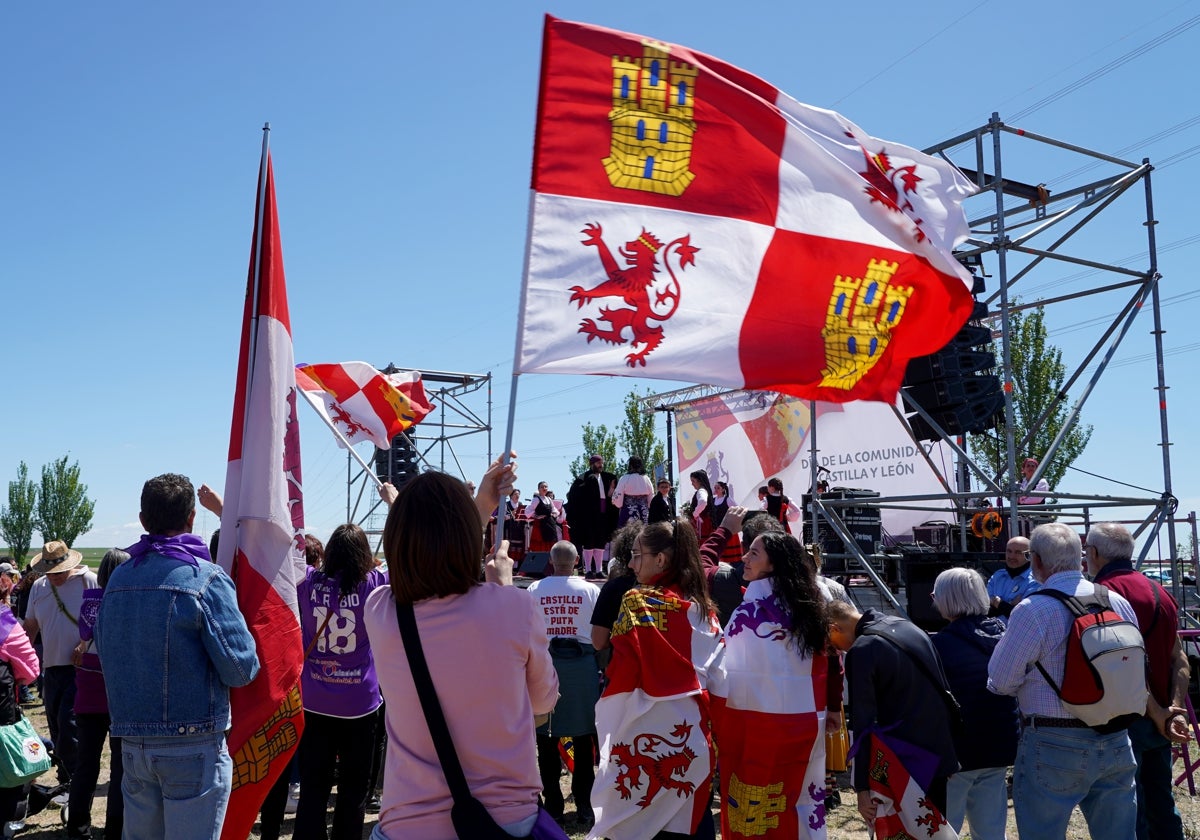 La localidad vallisoletana de Villalar celebra el Día de Castilla y León