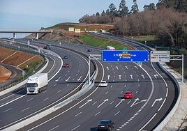 Europa vuelve a abrir expediente a España por la prórroga de la AP-9